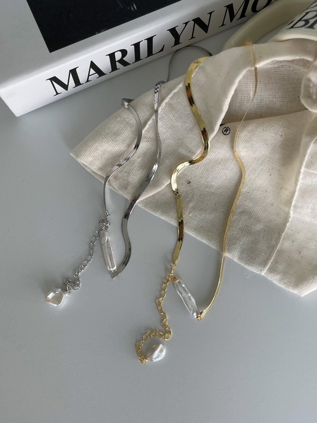 Herringbone Chain Baroque Pearl Necklace