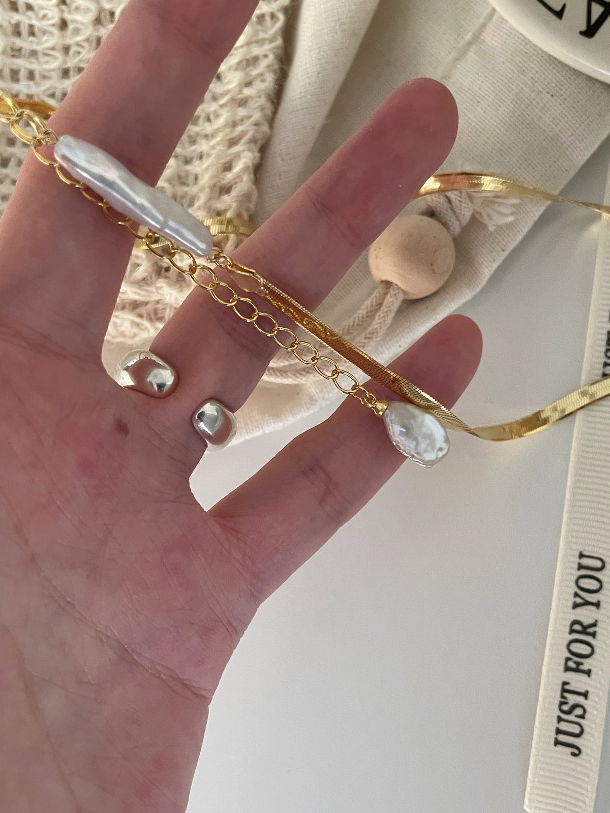 Herringbone Chain Baroque Pearl Necklace