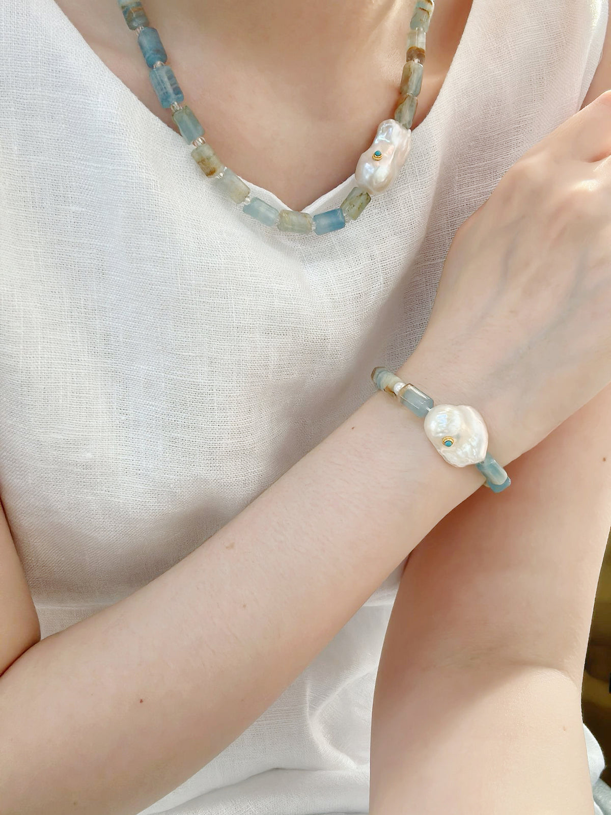 Ocean-Inspired Blue Stone & Large Baroque Pearl Bracelet