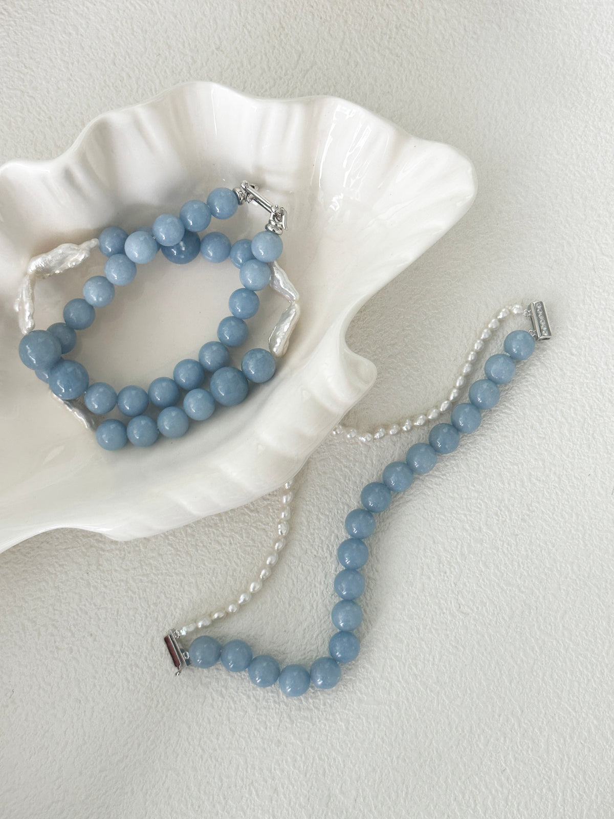 Peruvian Stone Pearl Necklace Set Elegant Artisan Design